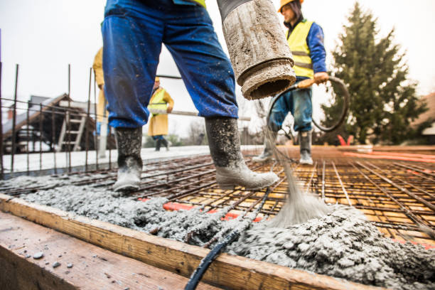 Best Concrete Flooring Contractor  in Tonka Bay, MN